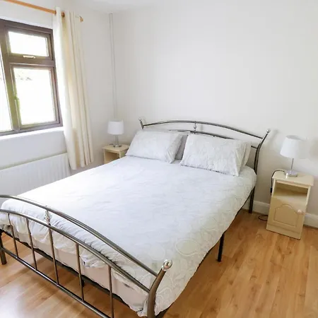 Aras Iosgan Ferienhaus An Cheathrú Rua