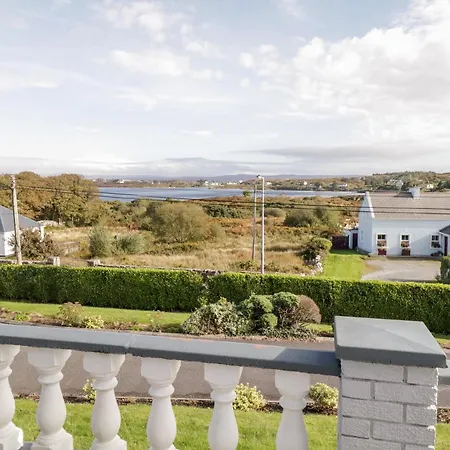 Aras Iosgan Prázdninový dům